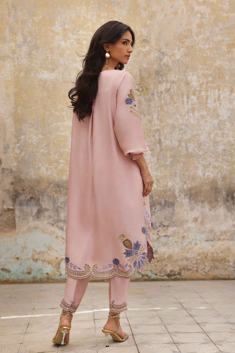 Wardha Saleem | Zimal Luxury Eid Edit 26 | Sona, image 2