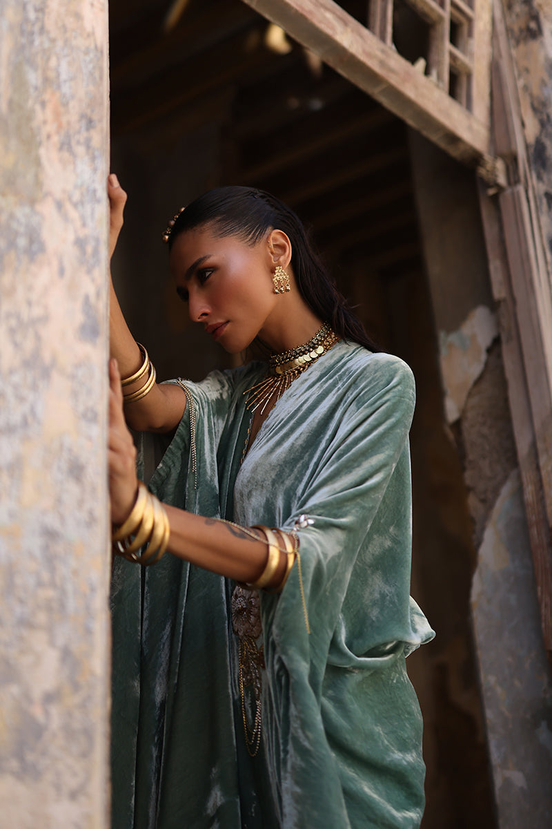 Wardha Saleem | Pure Velvet 25 | Kyra-3