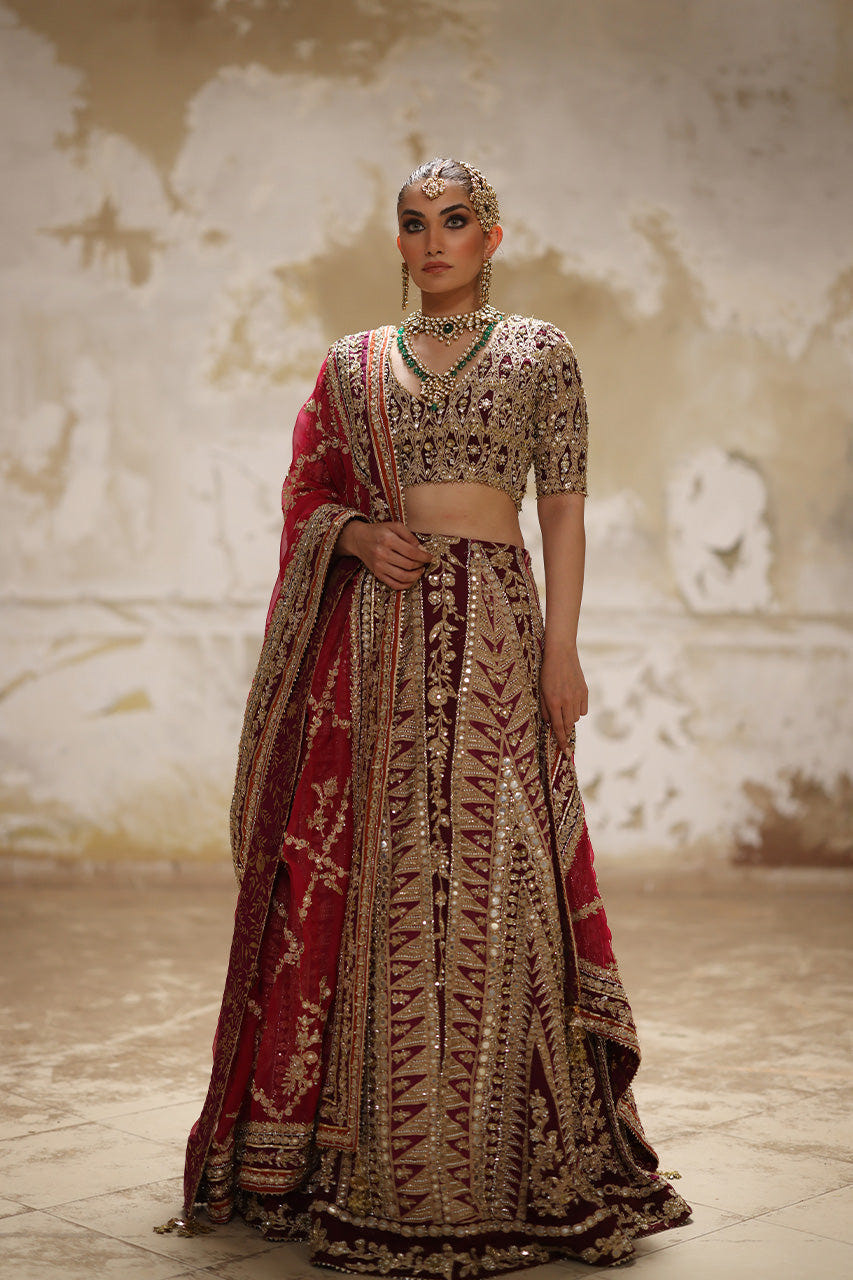 Nida Azwer | LAEL Bridal Couture | Lara -  Nida Azwer Bridals - Original Designer Dress - House of Maryam