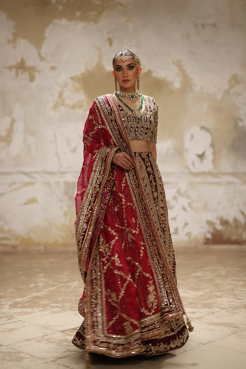 Nida Azwer | LAEL Bridal Couture | Lara -  Nida Azwer Bridals - Original Designer Dress - House of Maryam