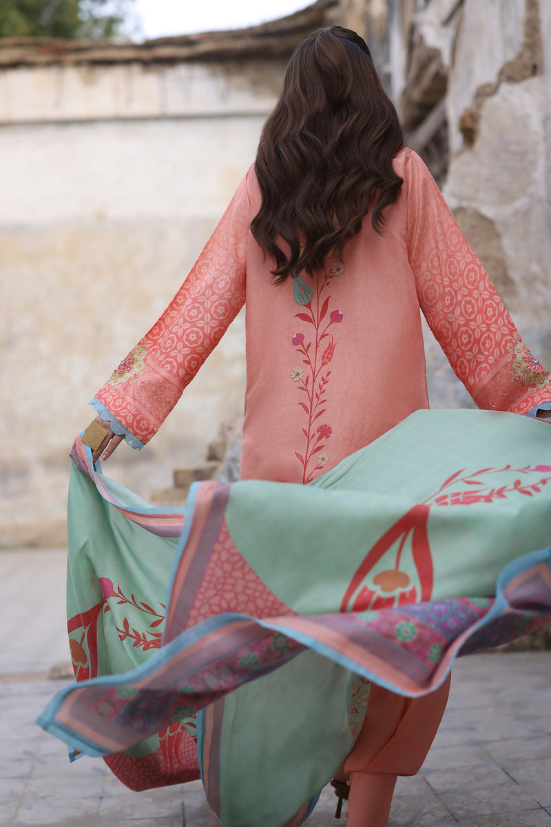 Wardha Saleem | Zimal Luxury Eid Edit 26 | Amal'E 2, image 2
