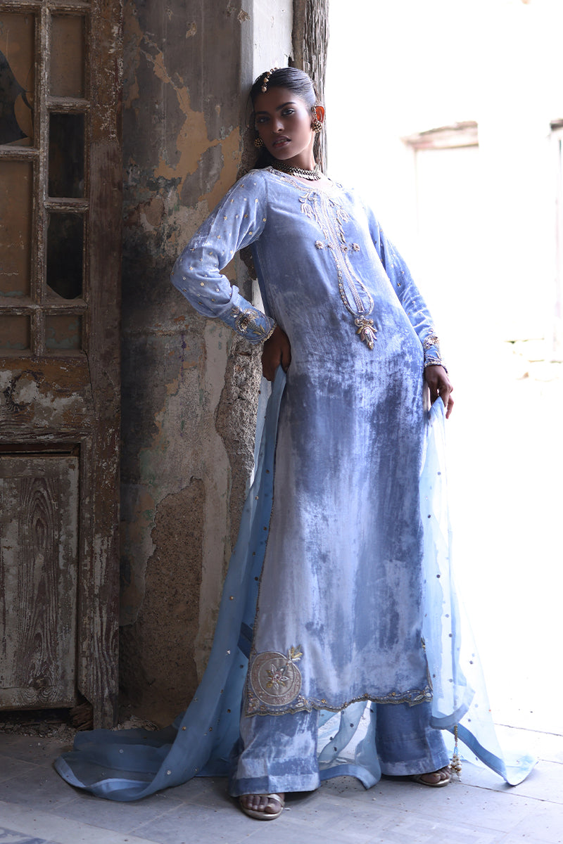 Wardha Saleem | Pure Velvet 25 | Raya, image 4