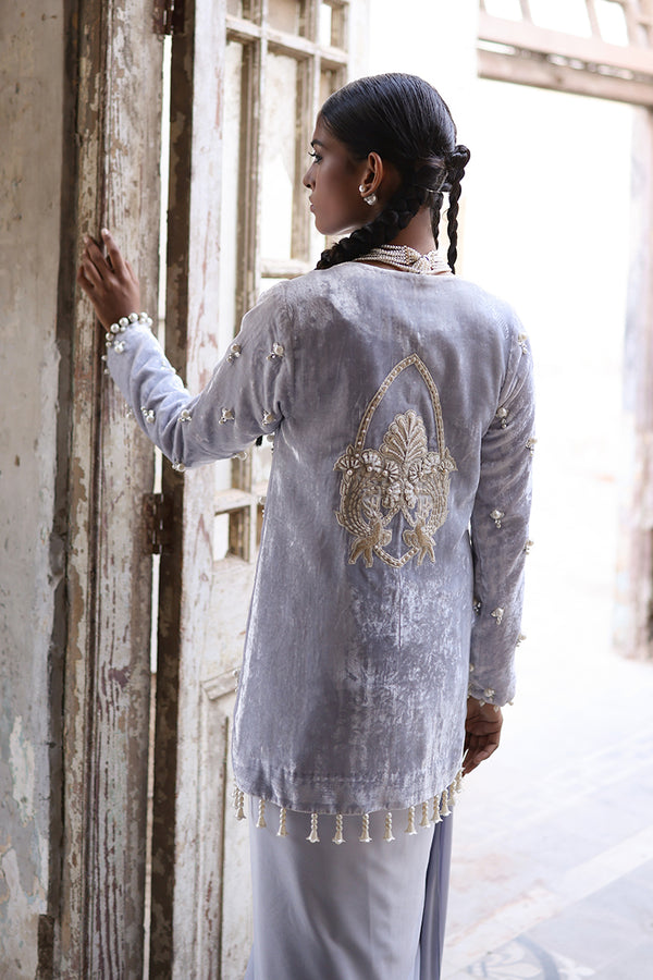 Wardha Saleem | Pure Velvet 25 | Afra