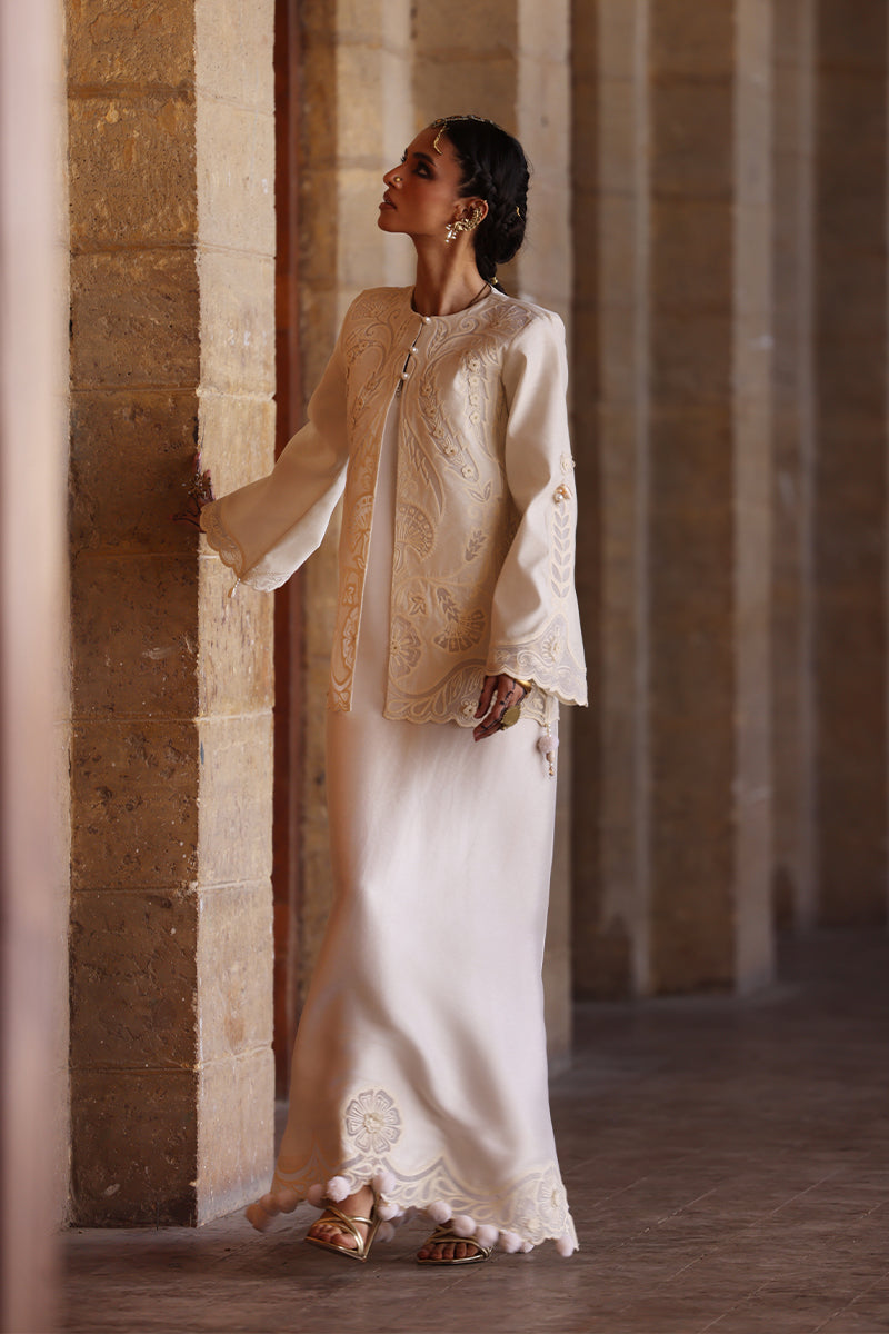 Wardha Saleem | Aari Collection 26 | Roha-7