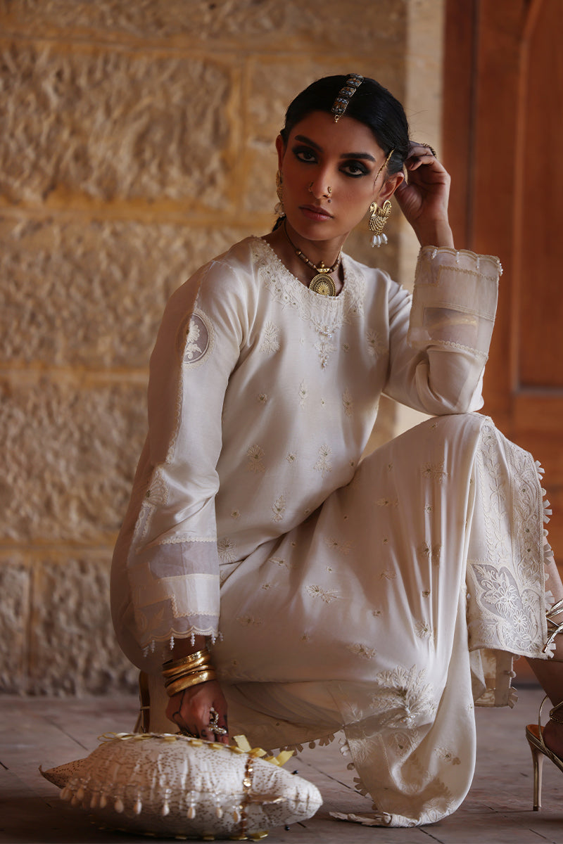 Wardha Saleem | Aari Collection 26 | Mushq, image 7