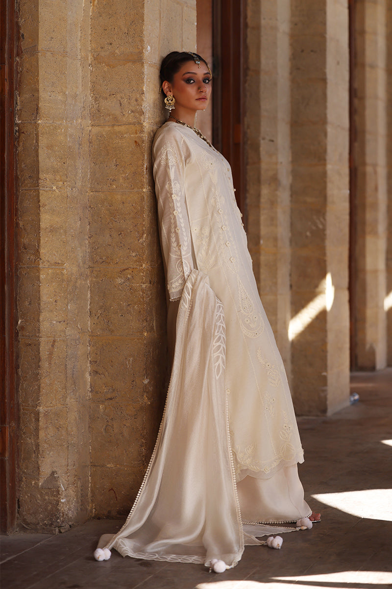 Wardha Saleem | Aari Collection 26 | Chaandni-5