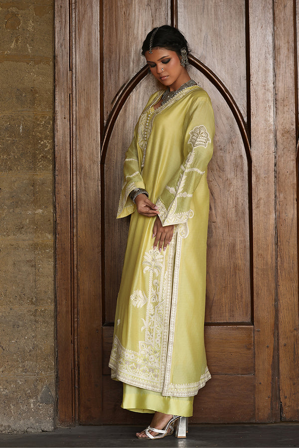 Wardha Saleem | Aari Collection |  Mahveen, image 6