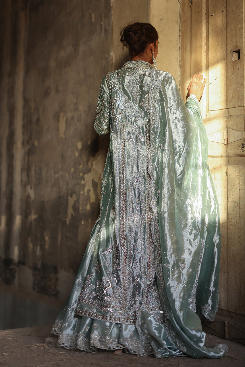 Nida Azwer | Chandpur Couture'23 | Parisa