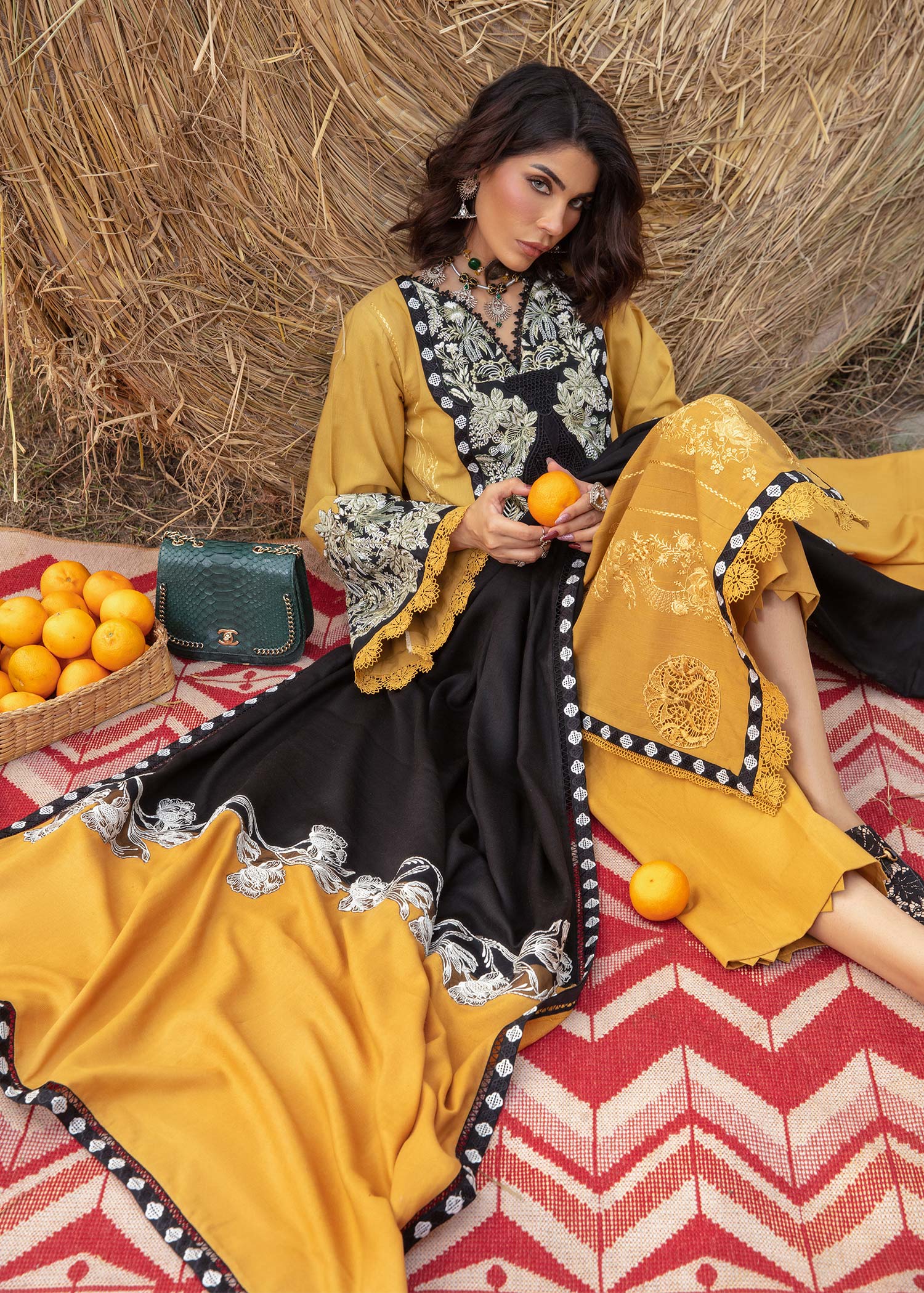 Saira Shakira | Raya Winter Stitched 23 | Amber