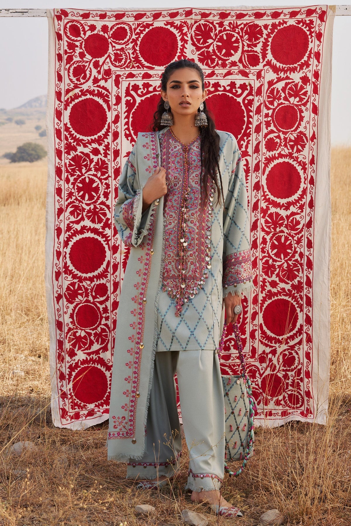 Zaha | Winter 25 | NAYAB (ZW25-06)