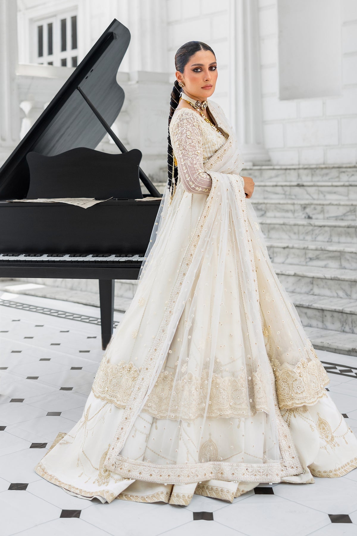 Erum Khan | Jahan Wedding 25 | Snow Pearl, image 4