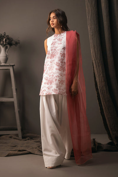 Erum Khan | Beyond Basic | FLORAL ALLURE -  Erum Khan Ladies Clothes - Original Designer Dress - House of Maryam