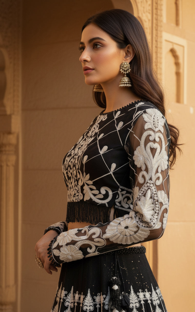 Threads and Motifs | Formal Dresses 25 | 10328-4