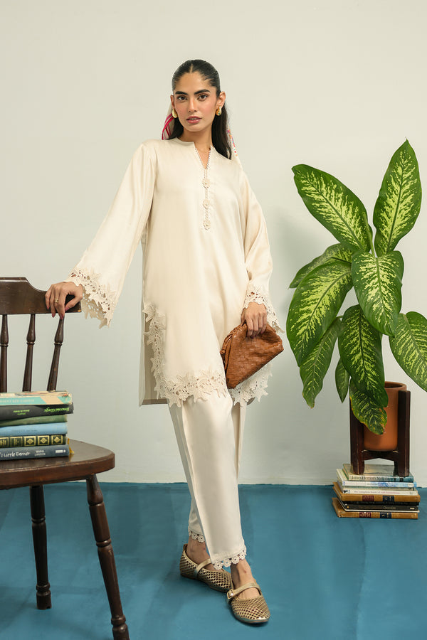 Sahar | Pret Essentials Winter 25 | Ivory Rose-3