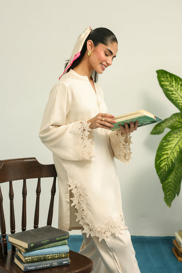 Sahar | Pret Essentials Winter 25 | Ivory Rose-5