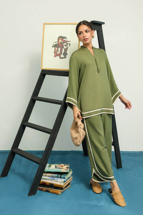 Sahar | Pret Essentials Winter 25 | Olive Luxe, image 3