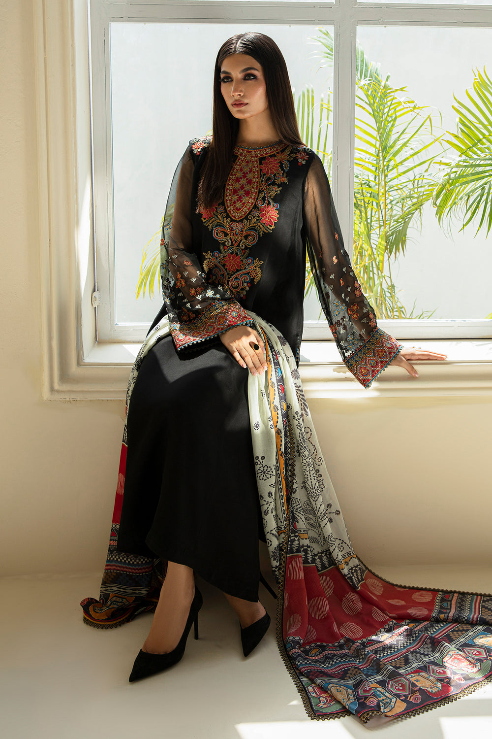 Baroque | Formals Collection | EMBROIDERED CHIFFON UF-388, image 4