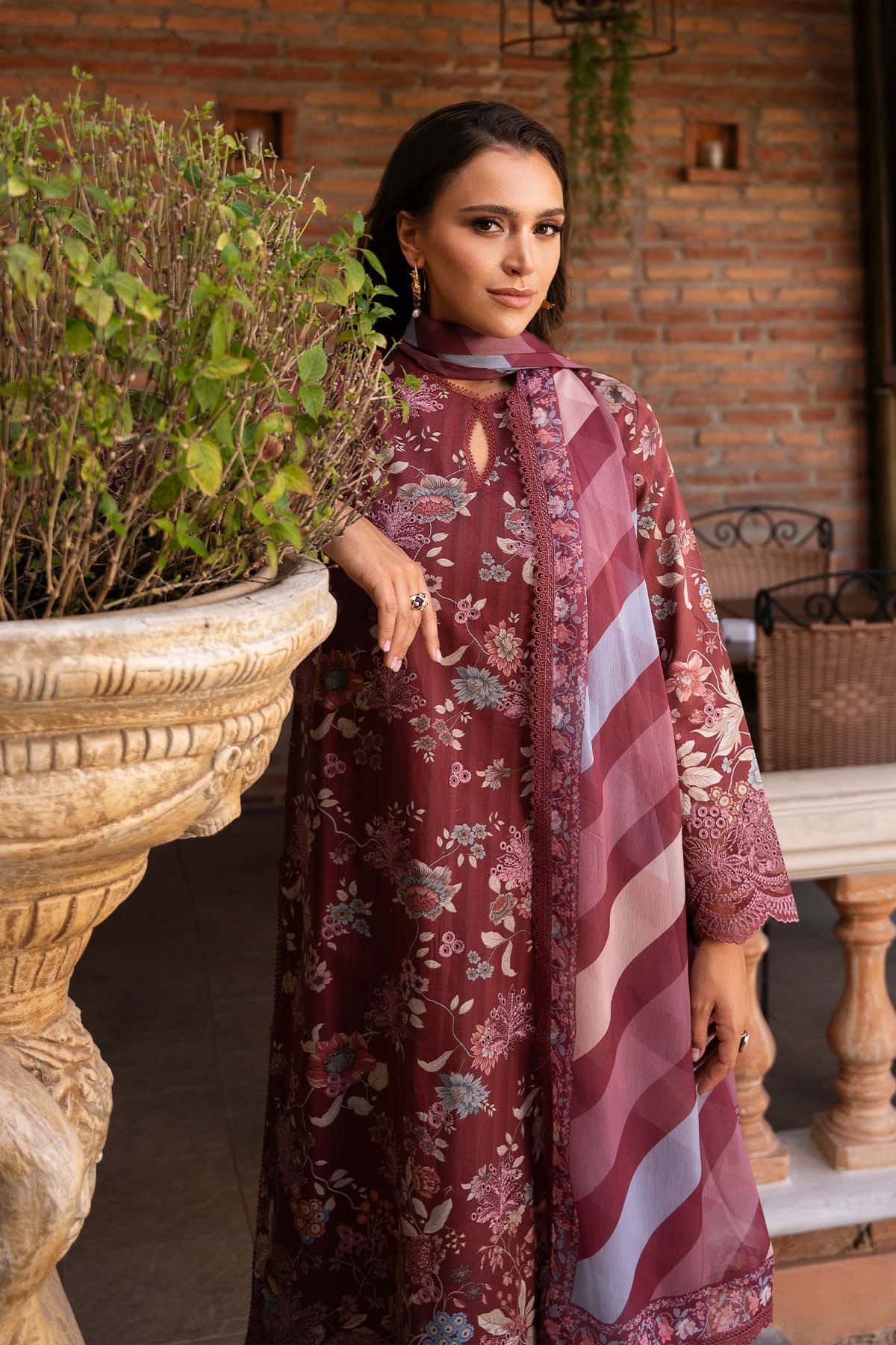 Afrozeh | Damask The Holiday Edit 25 | Azara B -  Afrozeh Ladies Clothes - Original Designer Dress - House of Maryam