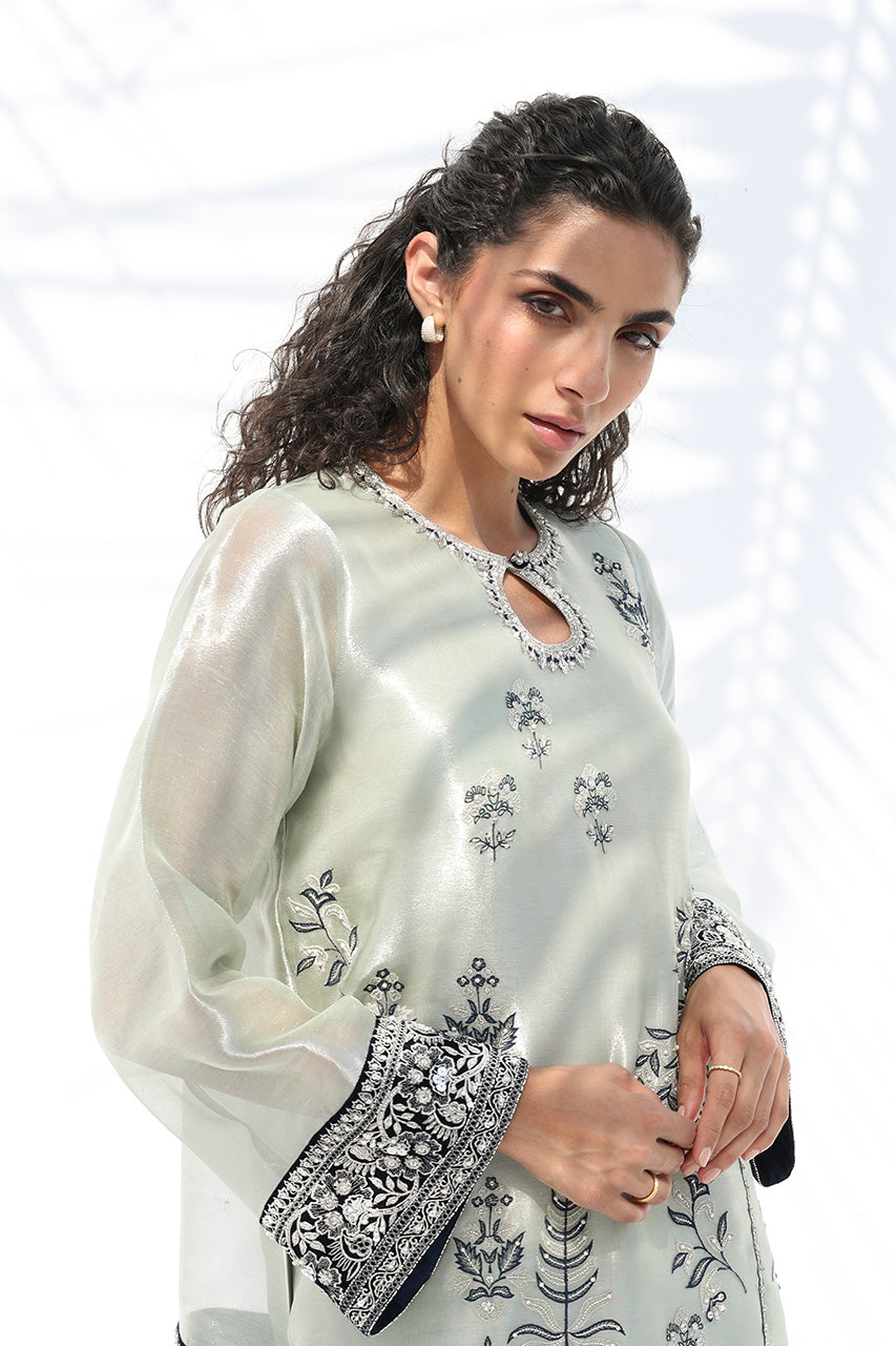 Sania Maskatiya | The Winter Edit - Luxe Pret 25 | Gana, image 3