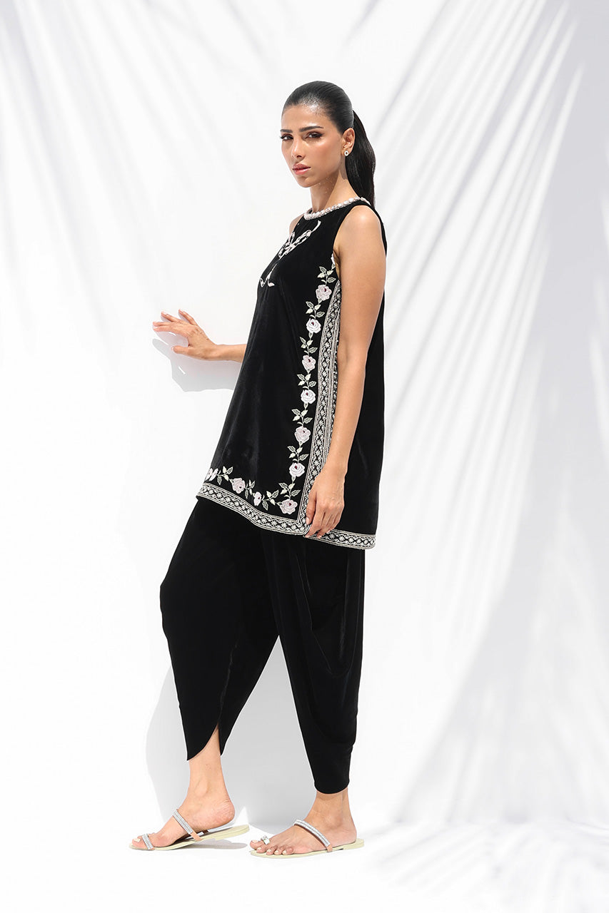 Sania Maskatiya | The Winter Edit - Luxe Pret 25 | Suko, image 4