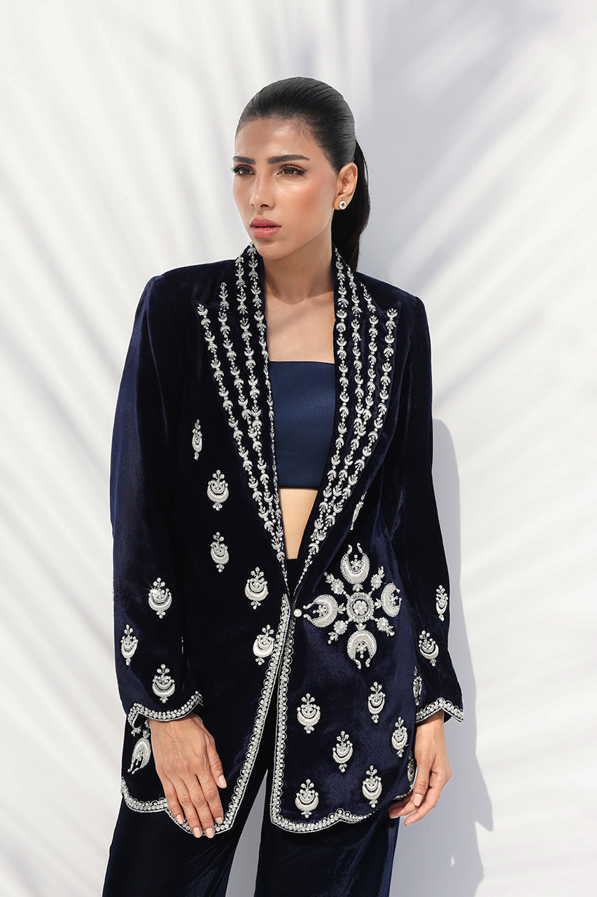 Sania Maskatiya | The Winter Edit - Luxe Pret 25 | Eden, image 3