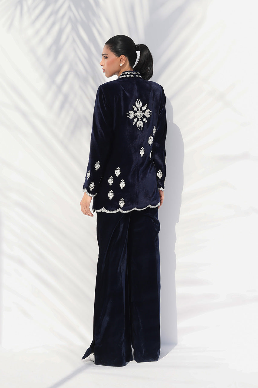 Sania Maskatiya | The Winter Edit - Luxe Pret 25 | Eden, image 2