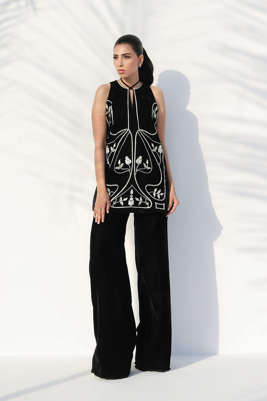 Sania Maskatiya | The Winter Edit - Luxe Pret 25 | Lena, image 4