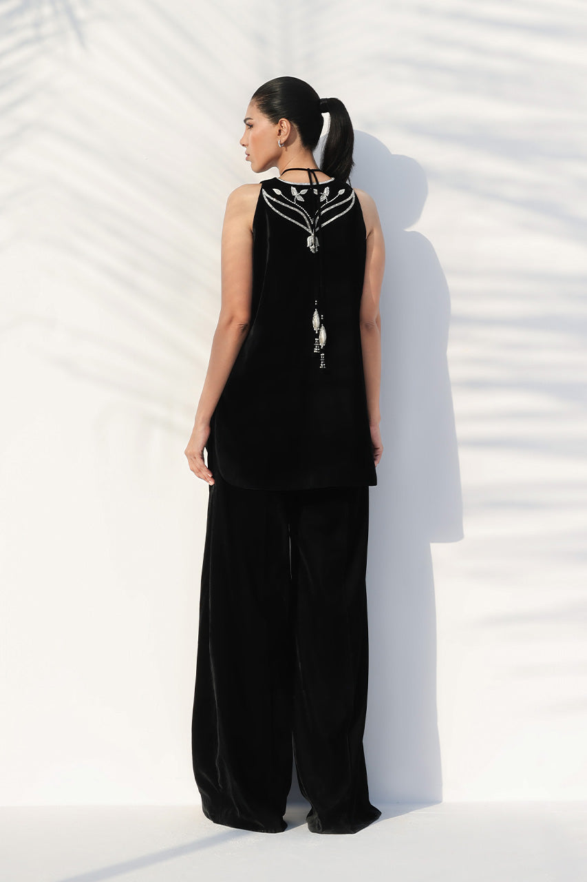Sania Maskatiya | The Winter Edit - Luxe Pret 25 | Lena, image 2