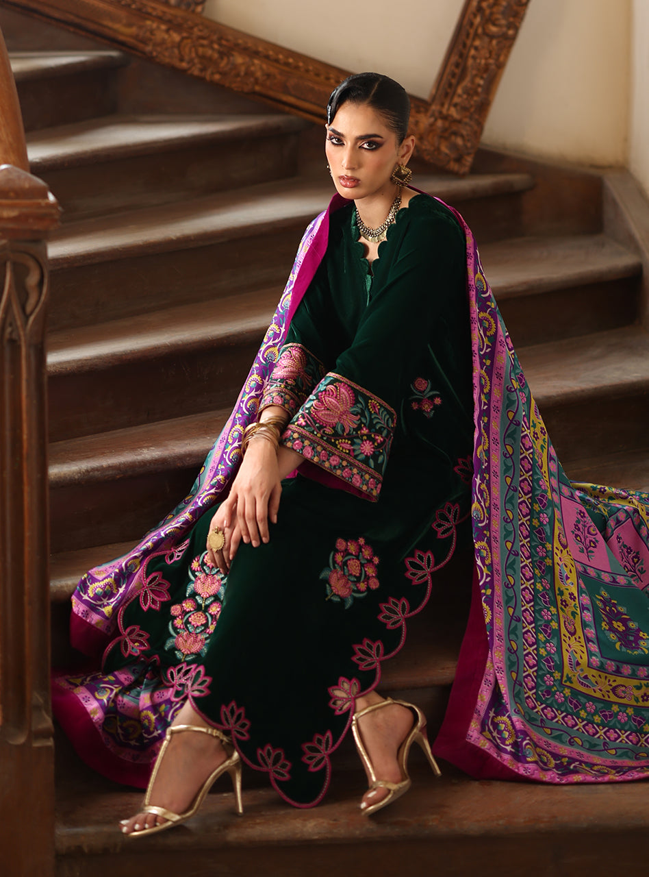 Zainab Chottani | Velura Velvet Edit 25 | Eden Long Shirt, image 3