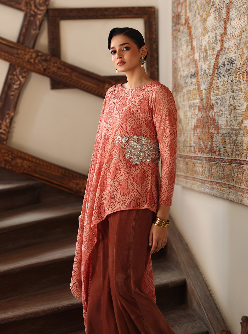 Zainab Chottani | Velura Velvet Edit 25 | Blush Cape
