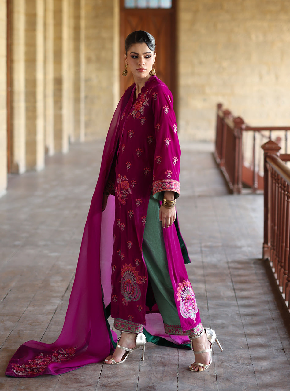 Zainab Chottani | Velura Velvet Edit 25 | Mulberry Long Shirt, image 4