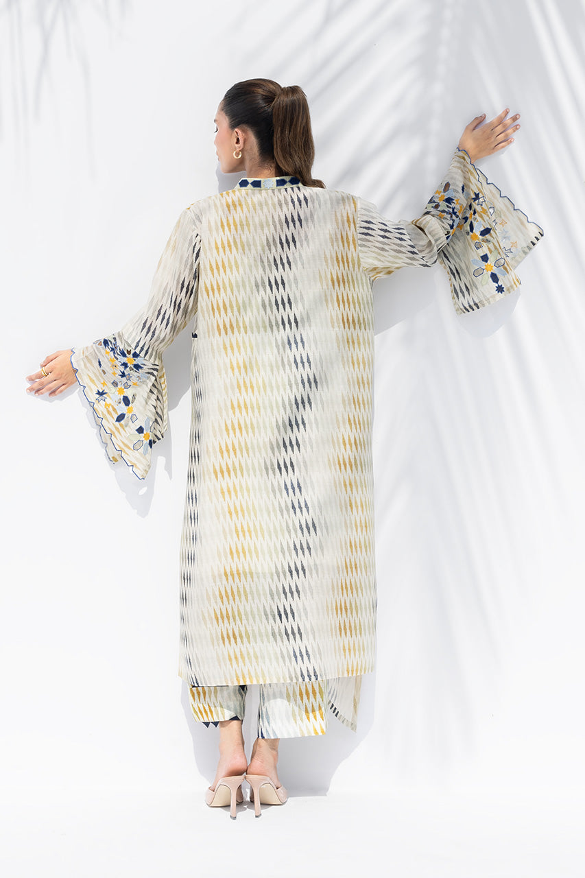 Sania Maskatiya | The Winter Edit - Luxe Pret 25 | Anila, image 2