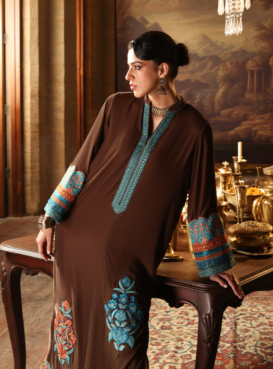 Zainab Chottani | Velura Velvet Edit 25 | Sienna Kaftan, image 3