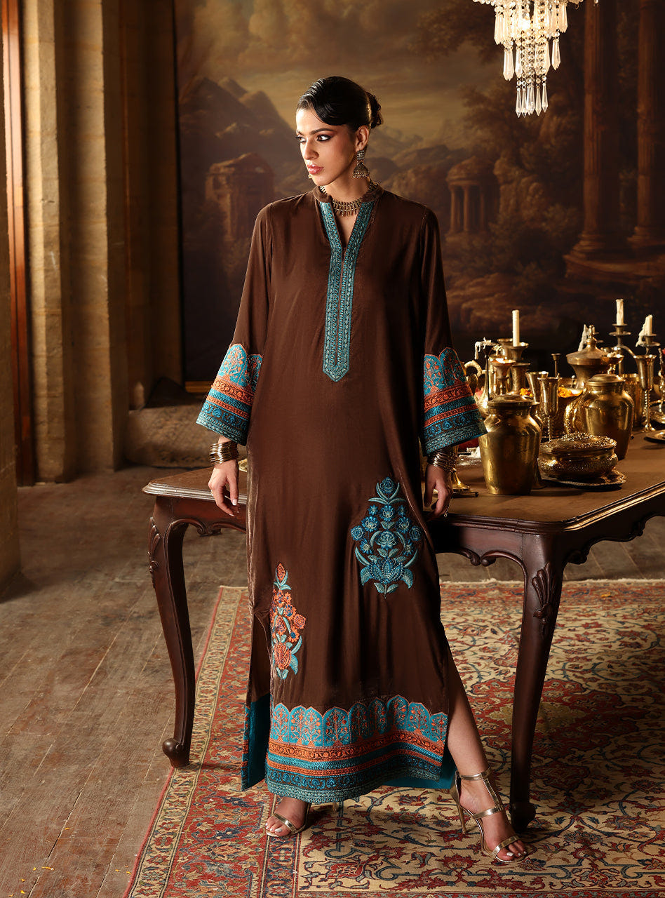Zainab Chottani | Velura Velvet Edit 25 | Sienna Kaftan