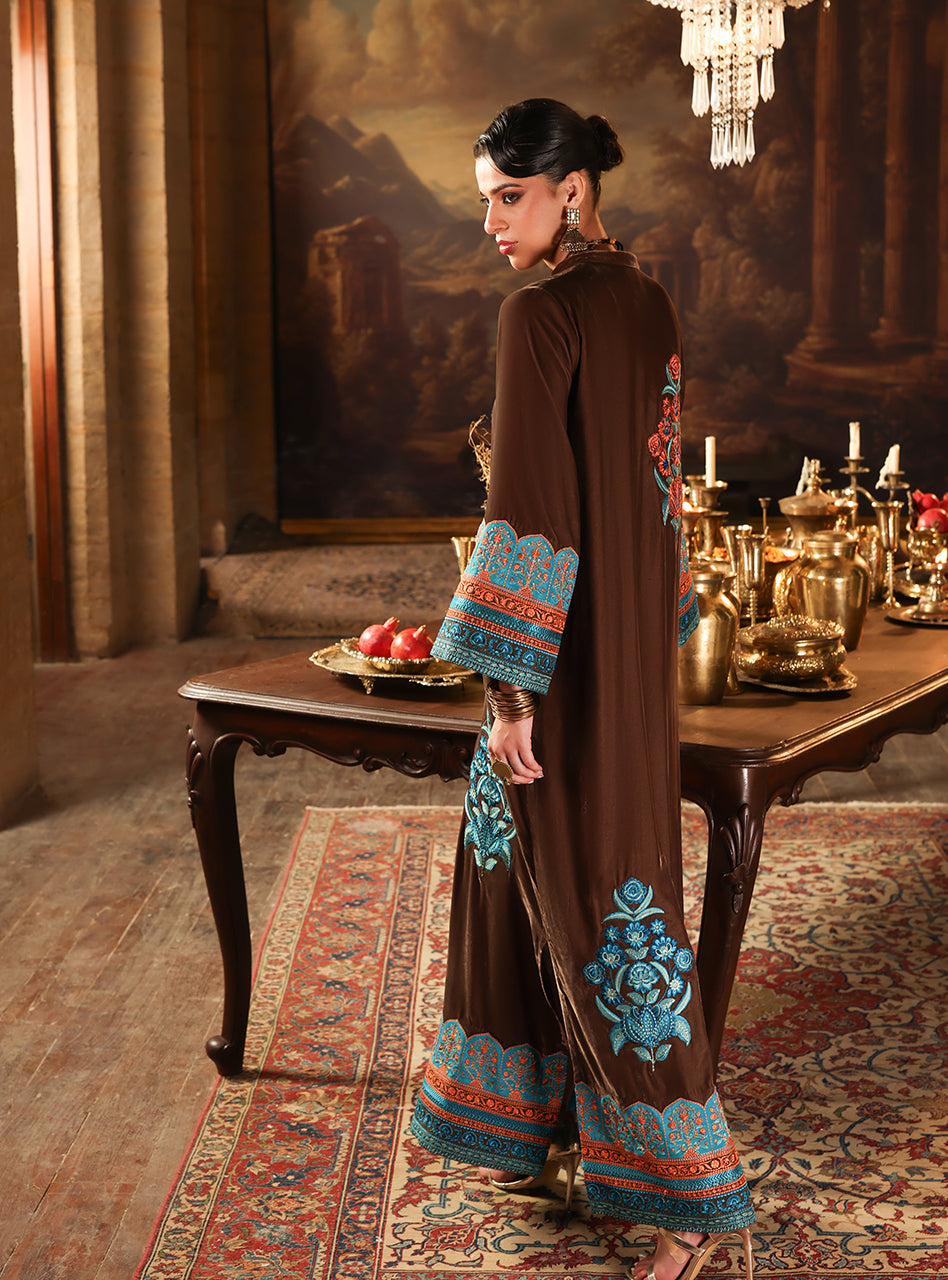 Zainab Chottani | Velura Velvet Edit 25 | Sienna Kaftan, image 4