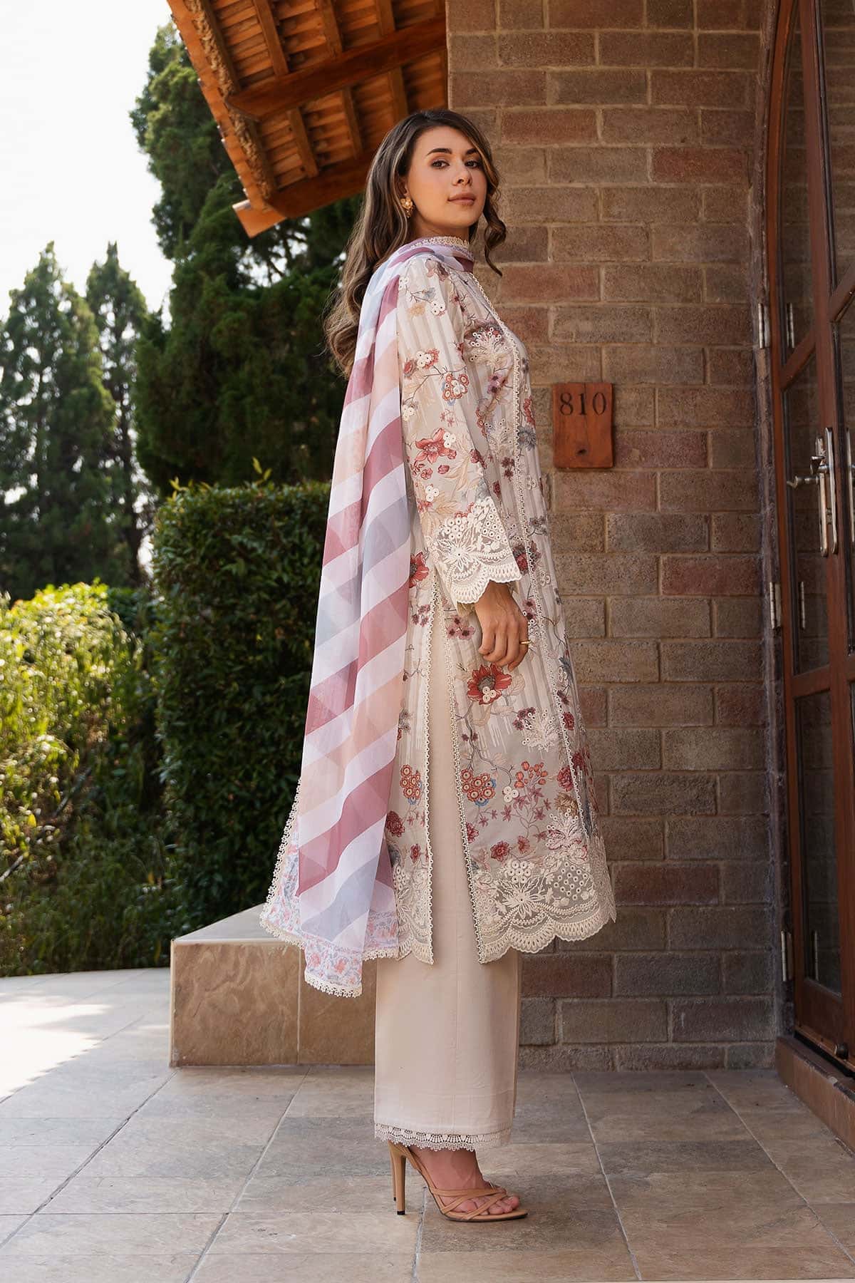 Afrozeh | Damask The Holiday Edit 25 | Azara A -  Afrozeh Ladies Clothes - Original Designer Dress - House of Maryam