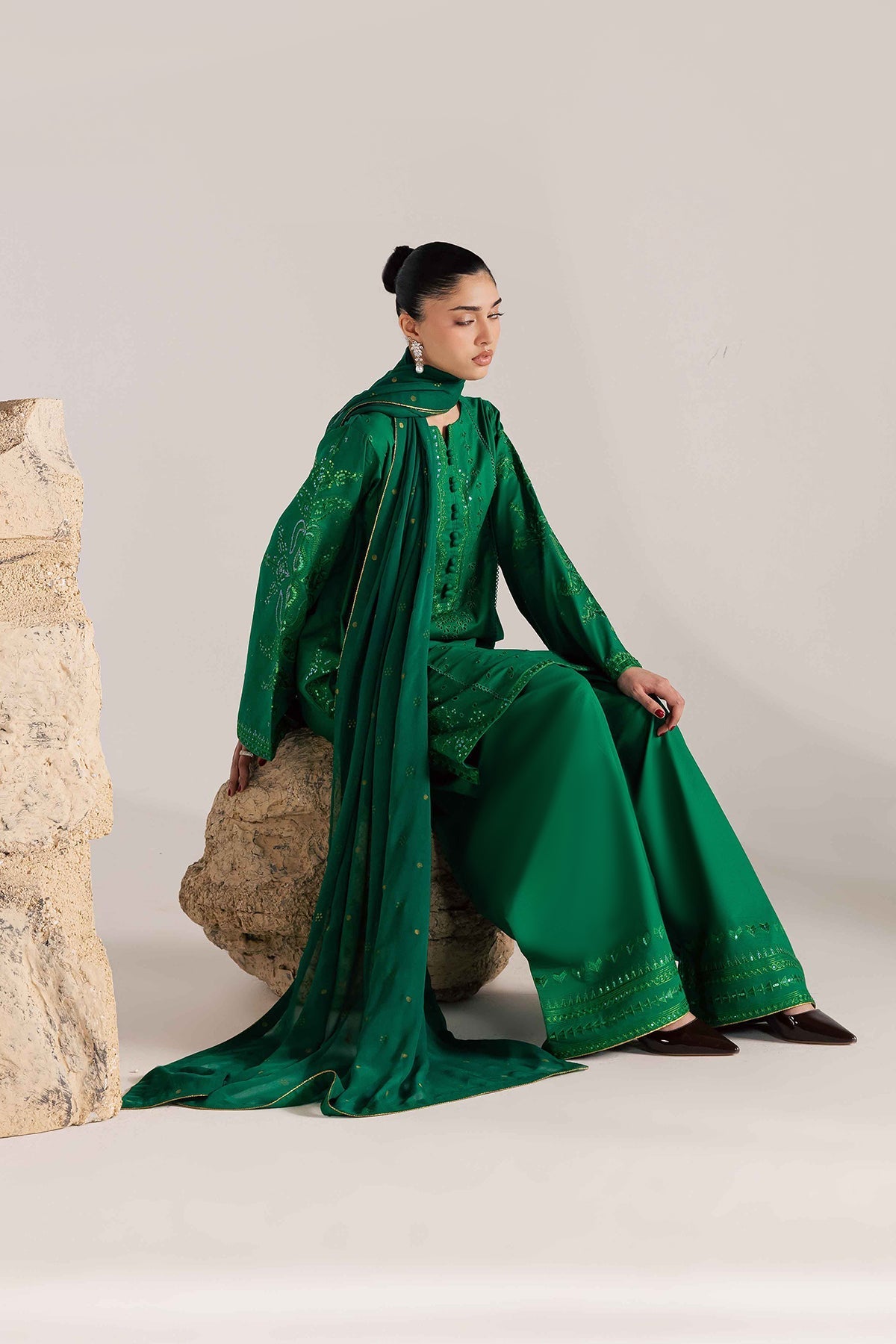 Vanya | Celine Formals |CN-20, image 9