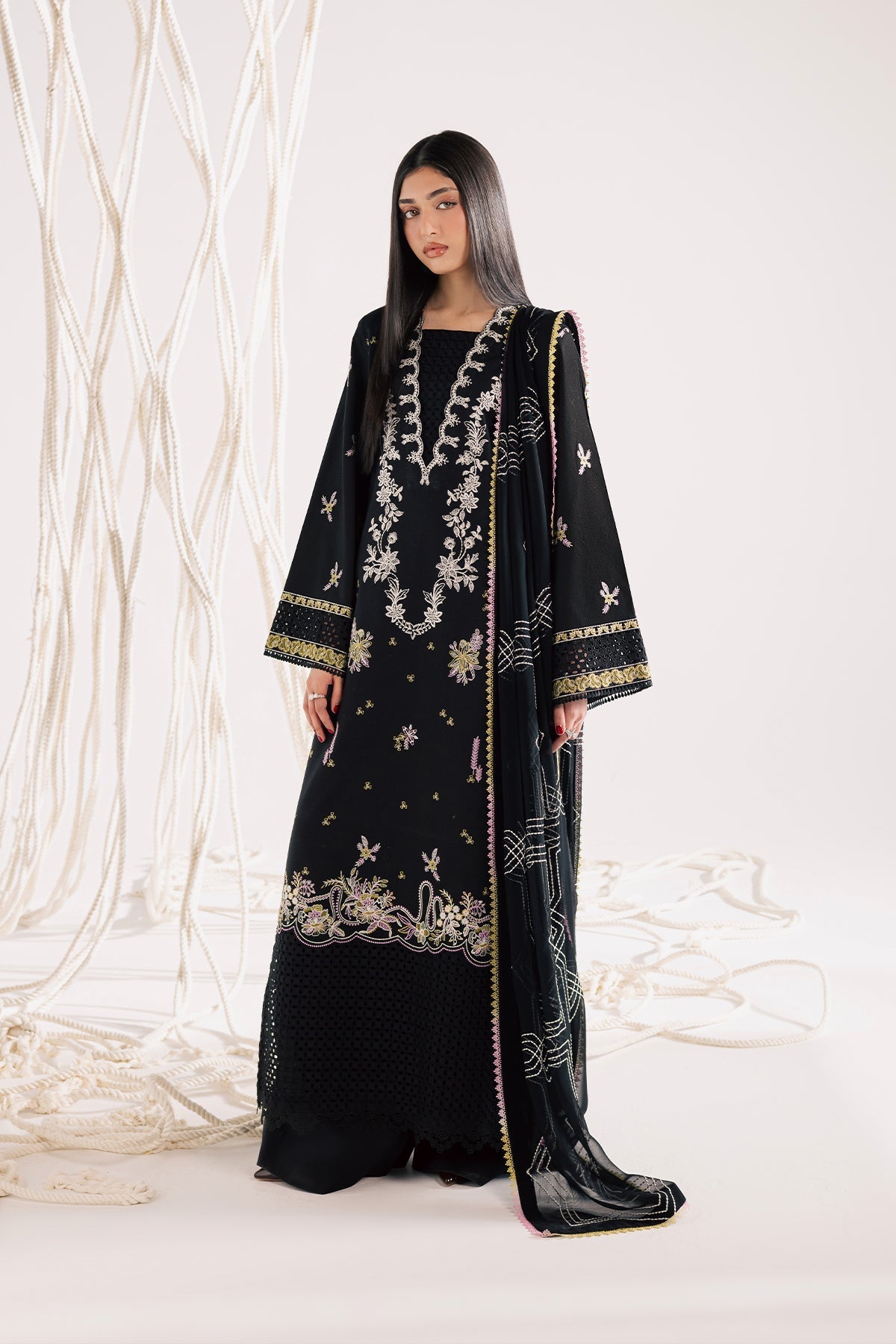 Vanya | Celine Formals | CN-16-9