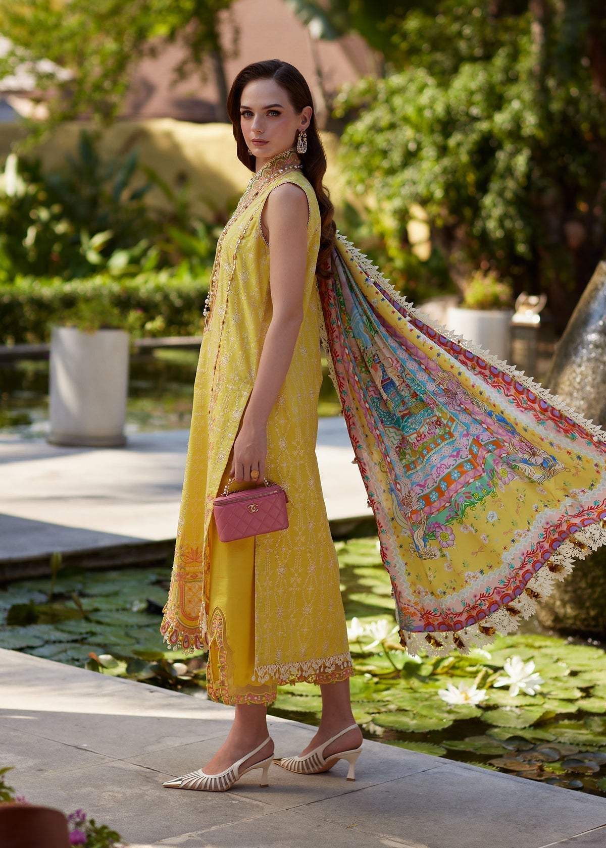 Kanwal Malik | Ariya Luxury Lawn 26 | Bianca, image 2