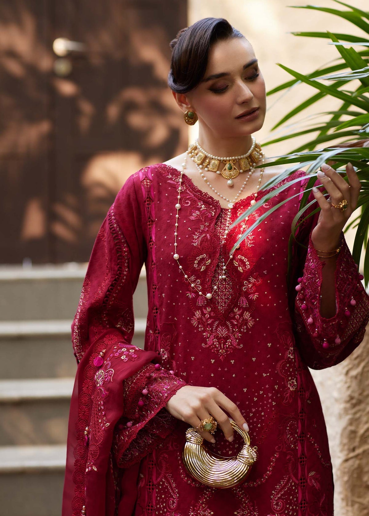 Kanwal Malik | Ariya Luxury Lawn 26 | Safa, image 4