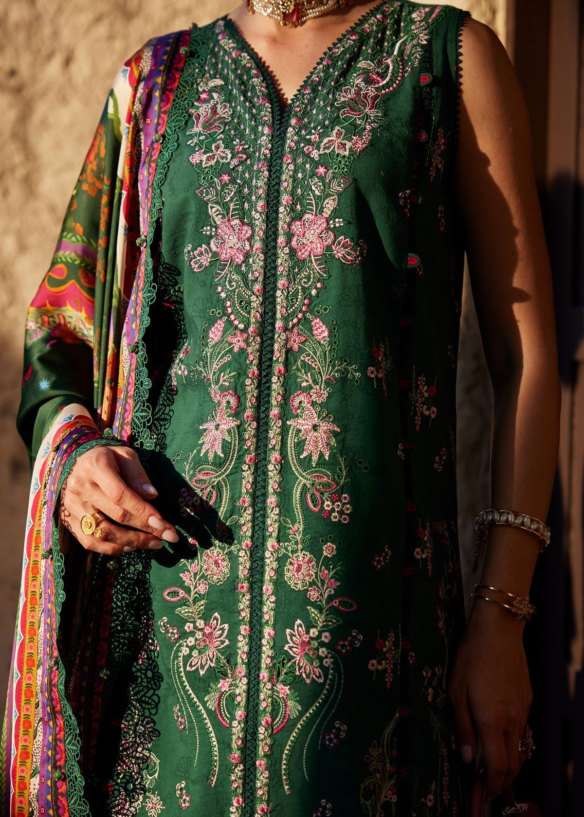Kanwal Malik | Ariya Luxury Lawn 26 | Serena, image 3