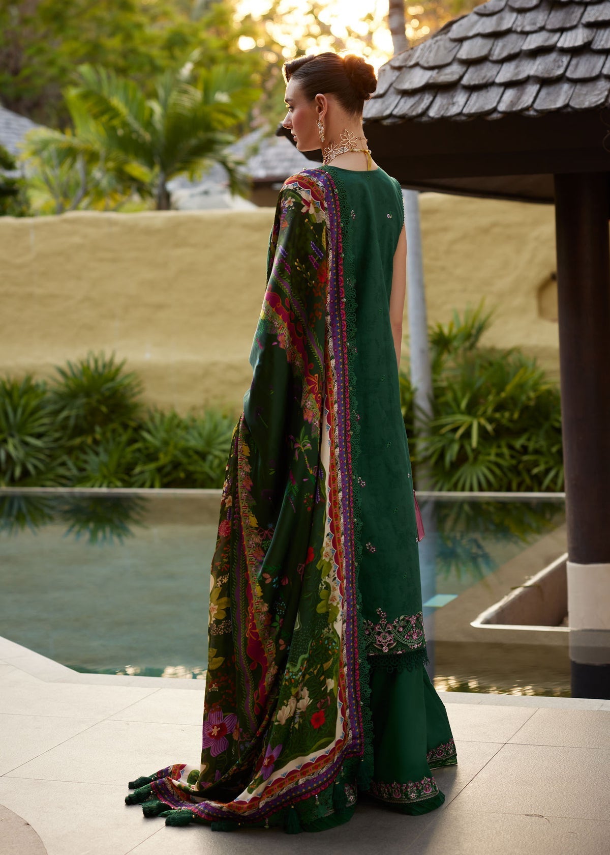 Kanwal Malik | Ariya Luxury Lawn 26 | Serena, image 2