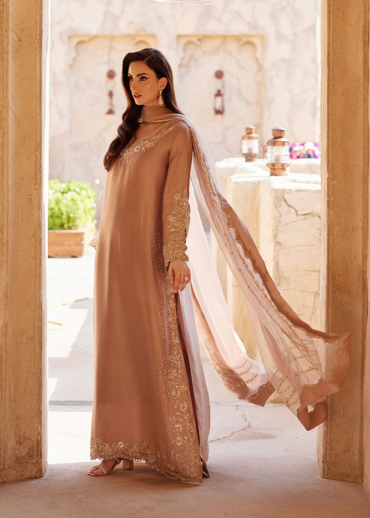 Kanwal Malik | Ghina Luxury Pret | Wafa, image 2