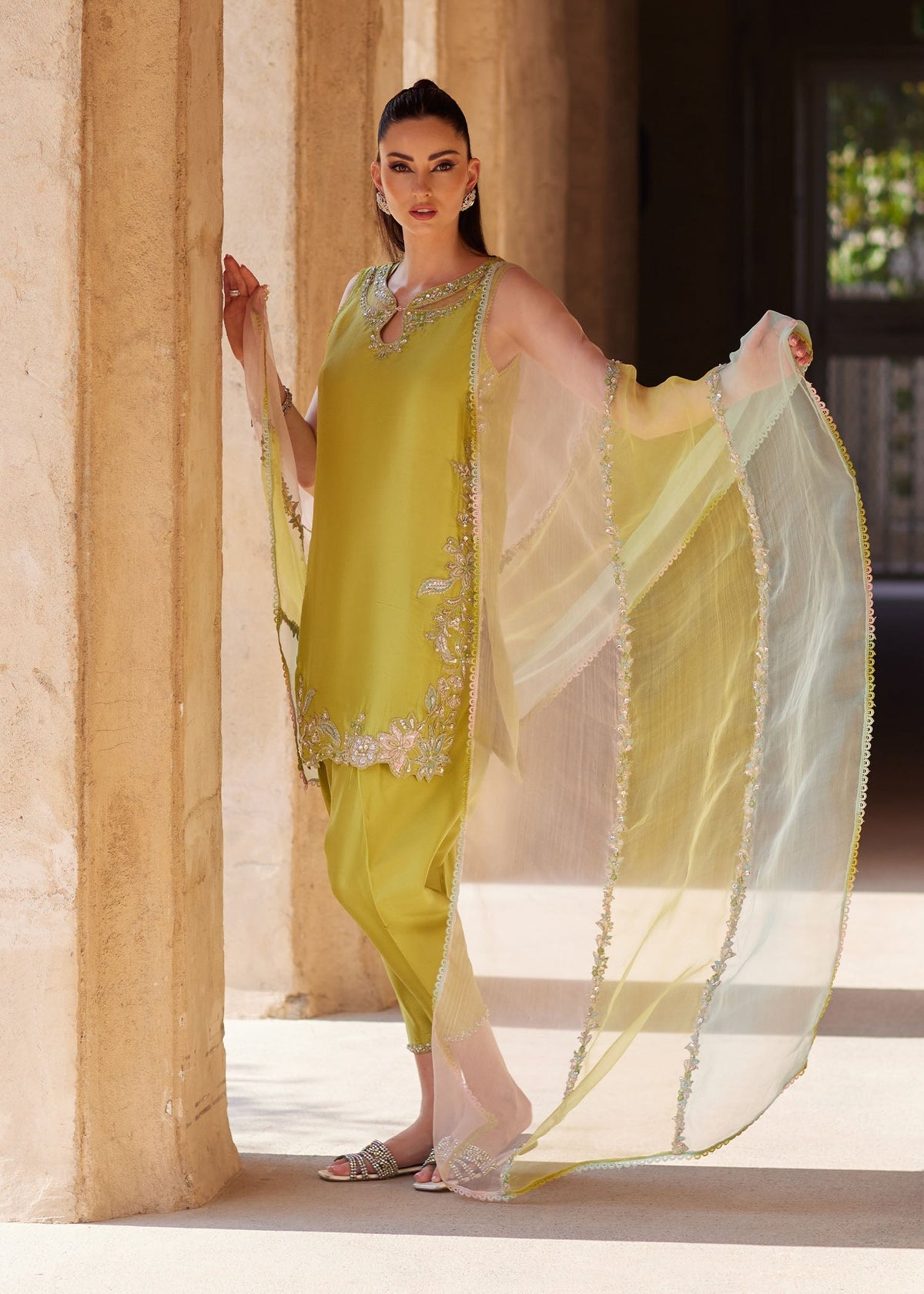 Kanwal Malik | Ghina Luxury Pret | Sia, image 6