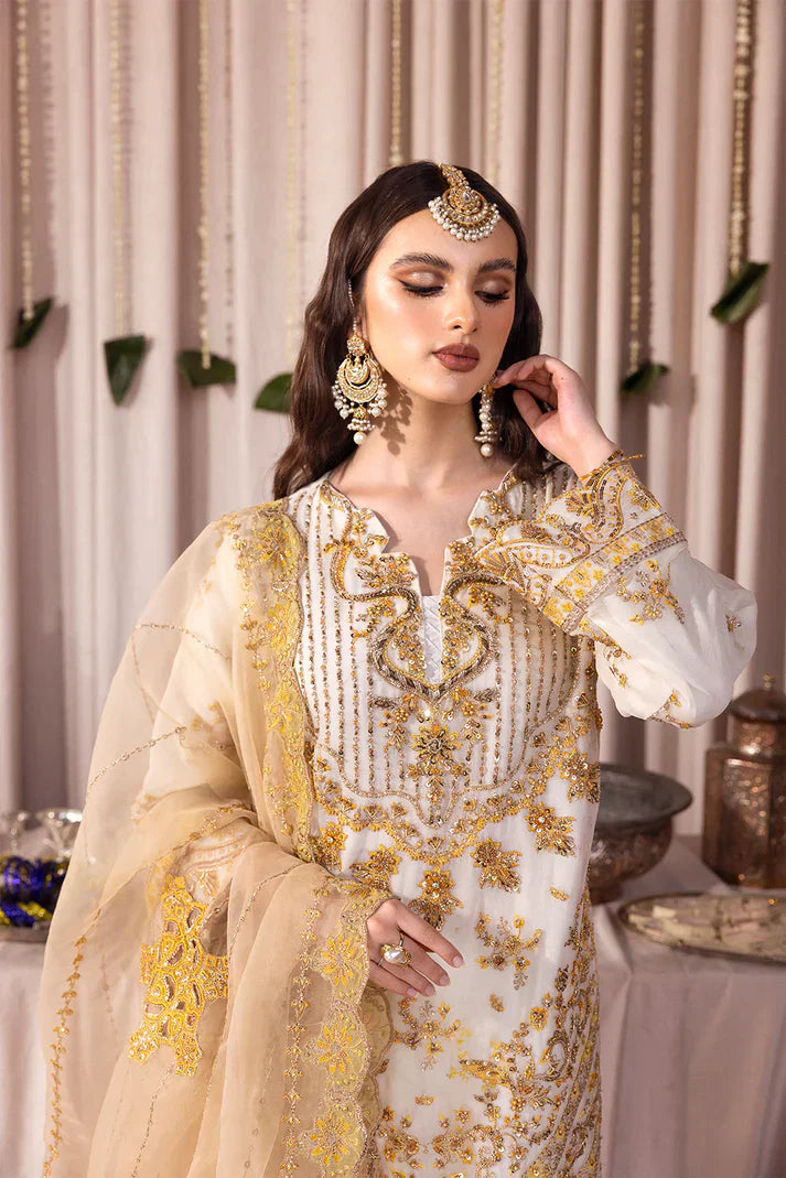 Emaan Adeel | Romansiyyah Luxury Formals 23 | RM-01 CHANTEL by Designer Emaan Adeel - House of Maryam - Pakistani Designer Ethnic Wear in {{ shop.shopifyCountryName }}