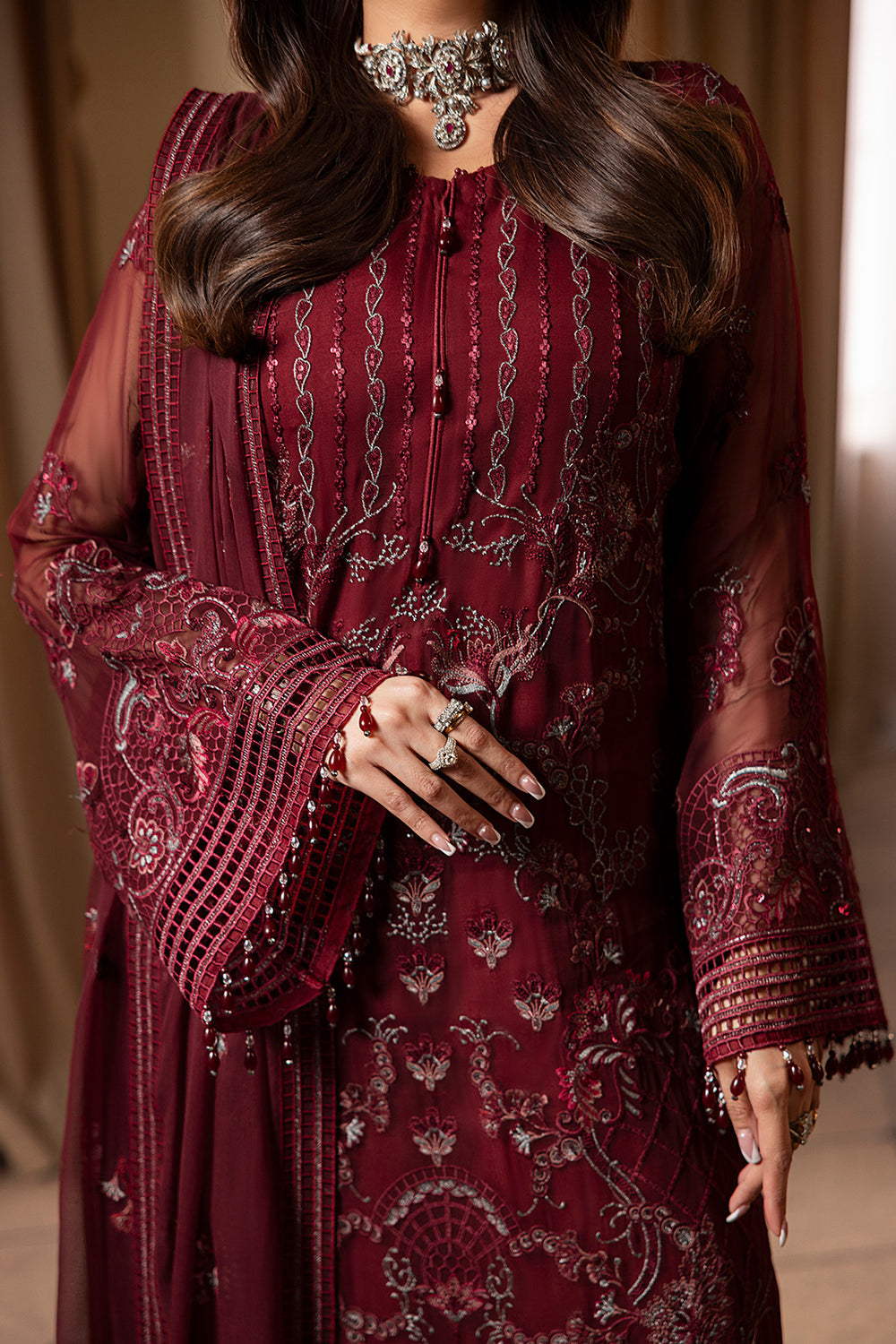 Lavish Premium | Ashnae Formals | Burgundy Veil, image 5
