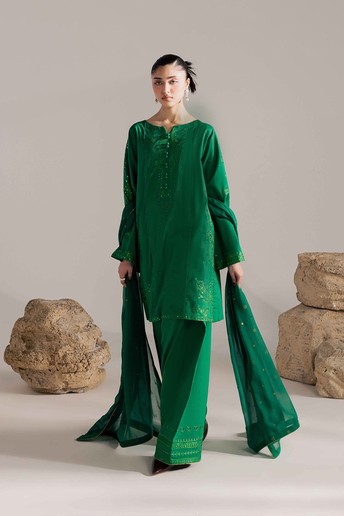 Vanya | Celine Formals |CN-20-5