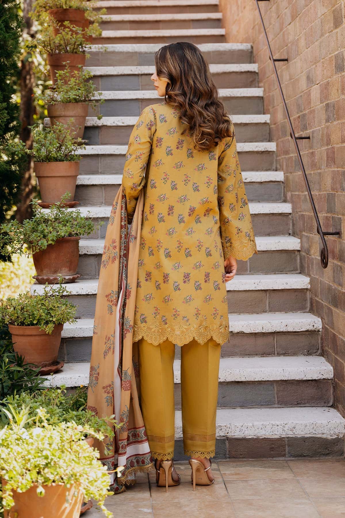 Afrozeh | Damask The Holiday Edit 25 | Lorien B -  Afrozeh Ladies Clothes - Original Designer Dress - House of Maryam