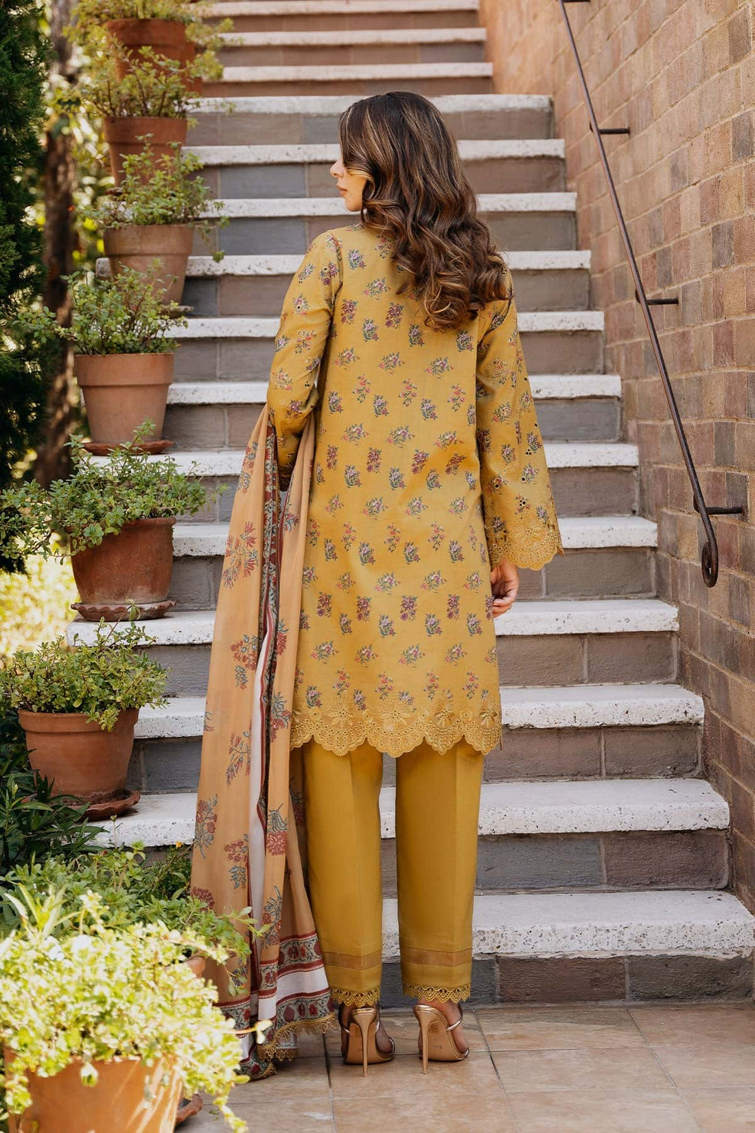 Afrozeh | Damask The Holiday Edit 25 | Lorien B -  Afrozeh Ladies Clothes -  House of Maryam