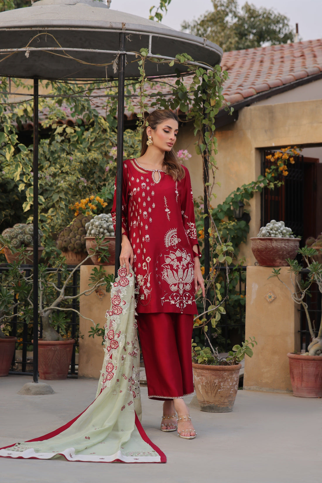 Mona Imran | Ezel Eid 25 | Claude